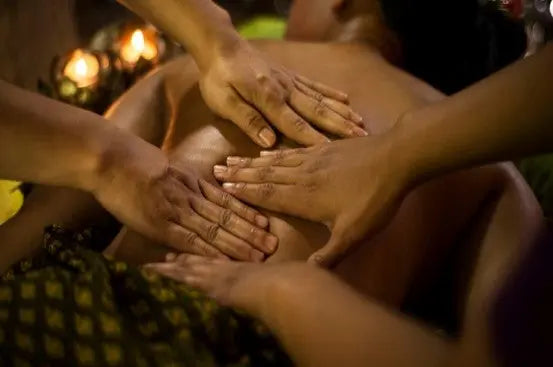 How does 4-Hand Massage Differ From Normal Massage